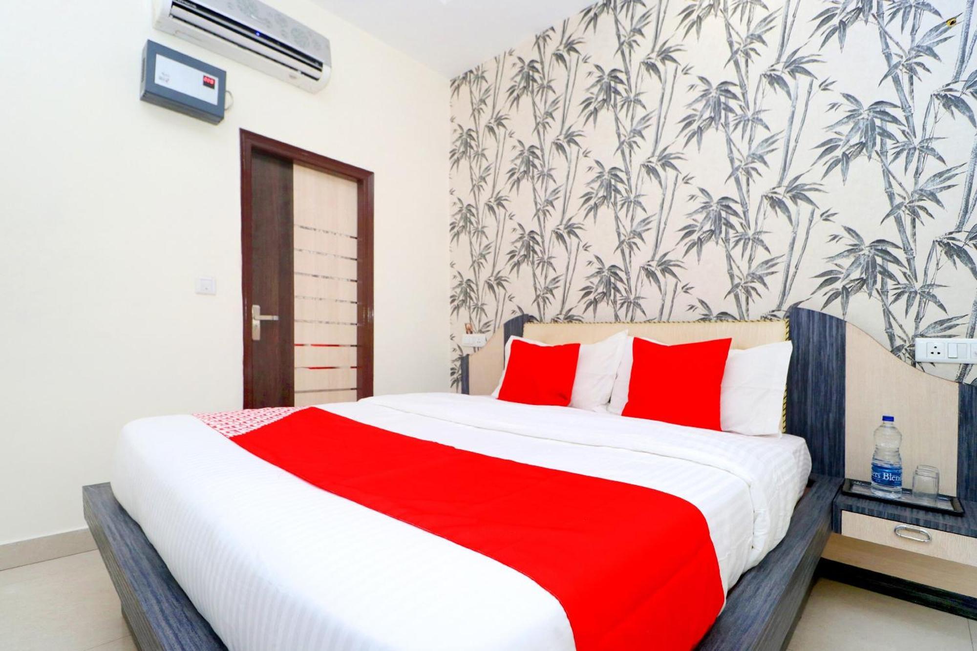 Hotel O Sangam Resort Shāhpur Buitenkant foto
